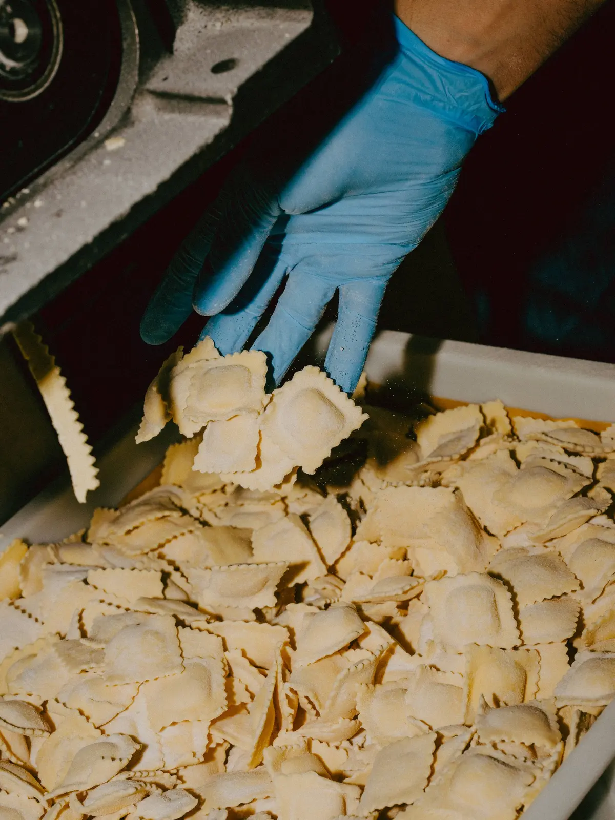 Luisa Inversi et les raviolis fraîchement préparés